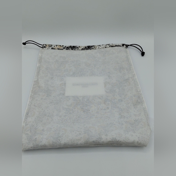 Christian Dior Paris Drawstring Dust Bag Floral Gold Black Authentic Packaging - Picture 6 of 6